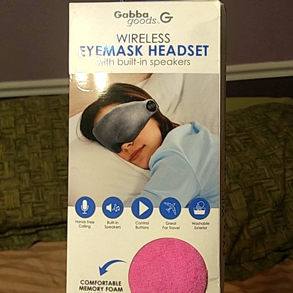 Wireless Eyemask headset with built in speakers